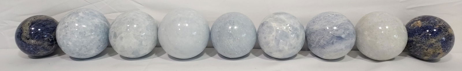 NATURAL MINERAL STONE SPECIMEN SPHERES 9 PCS (1 of 7)