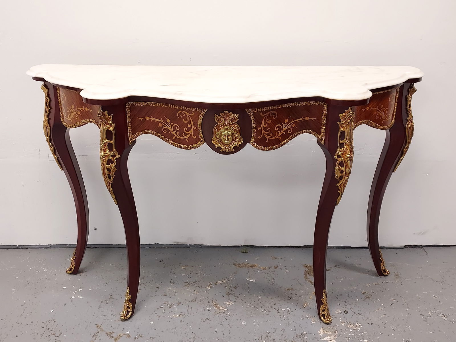 VINTAGE ITALIAN MARQUETRY LOUIS XV STYLE DEMILUNE (1 of 18)