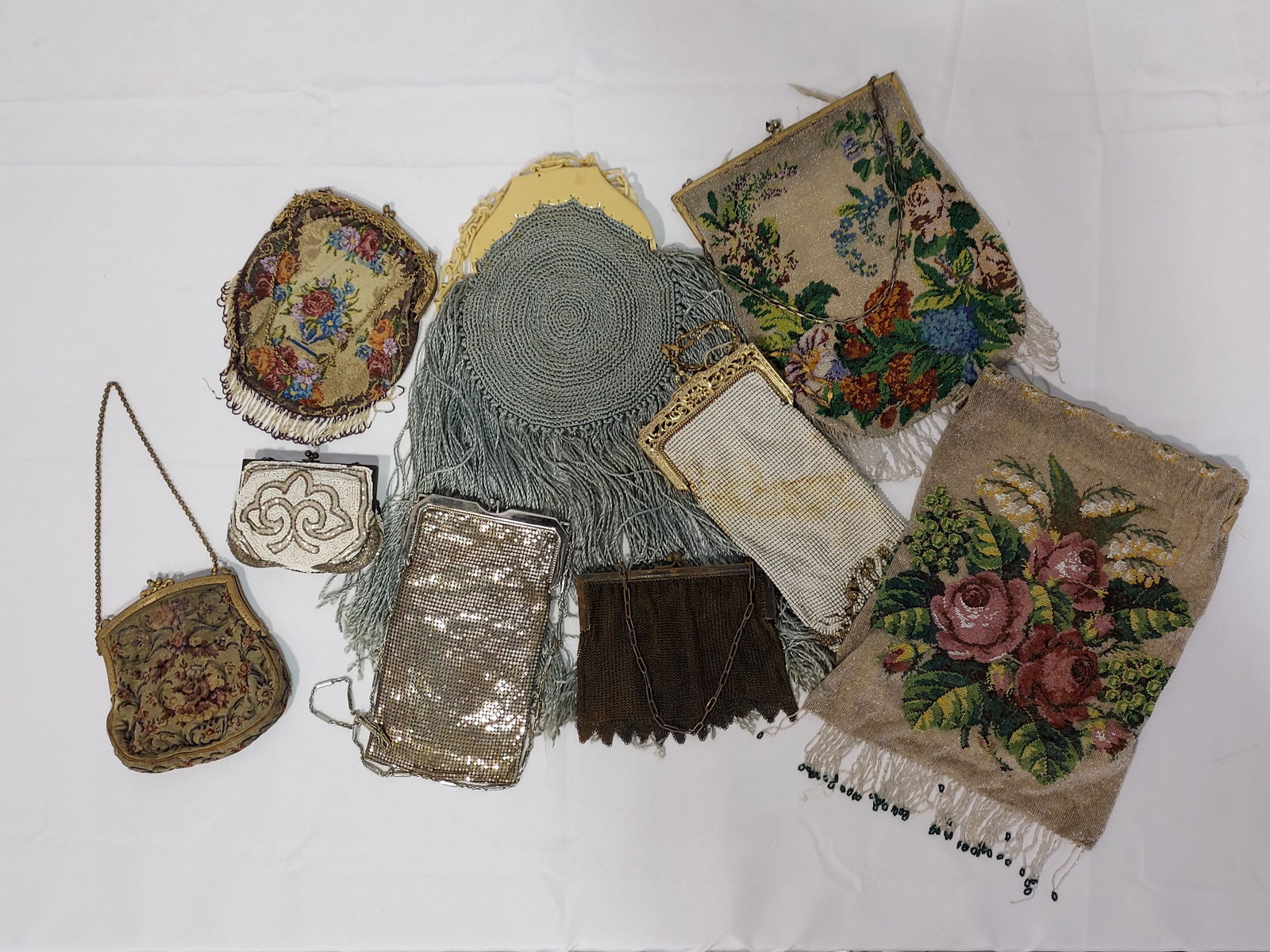 ASSORTED ANTIQUE & VINTAGE HINGED PURSES 9 PCS (1 of 20)