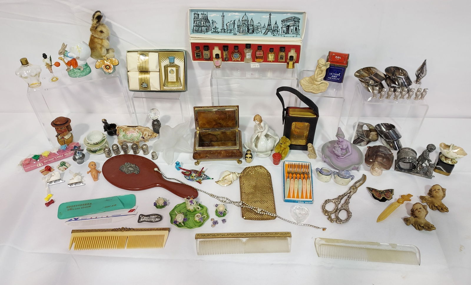 ESTATE LOT PERFUME NAPKIN RING AGATE FIGURINES MOR (1 of 20)