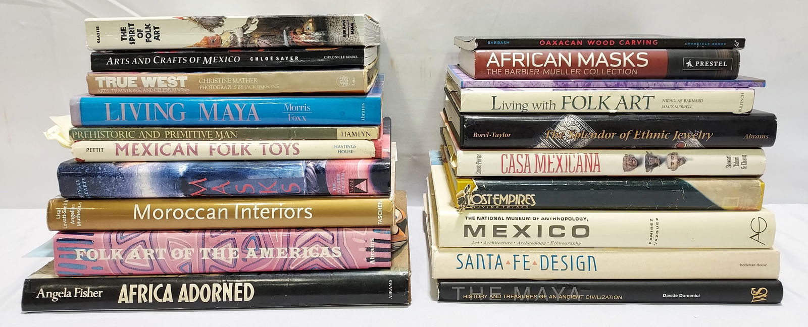 BOX LOT ASSORTED REFERENCE BOOKS - ETHNIC ART, ETC (1 of 15)