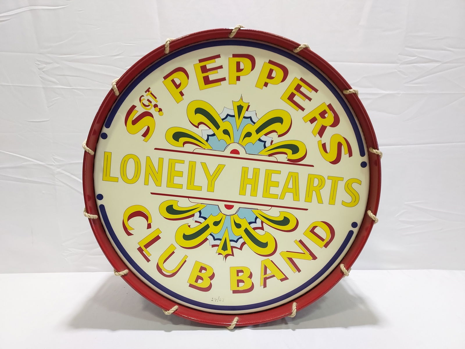 2017 SGT PEPPERS LONELY HEARTS CLUB BAND L.E. DRUM (1 of 13)