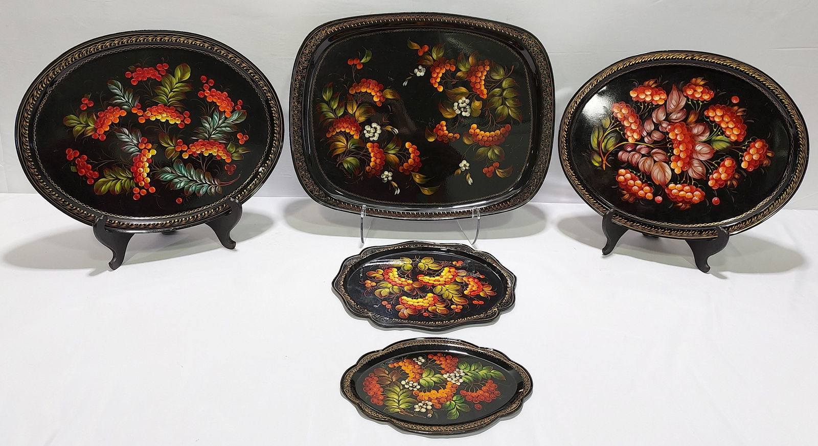FIVE RUSSIAN ZHOSTOVO PAINTED TOLEWARE TRAYS (1 of 20)