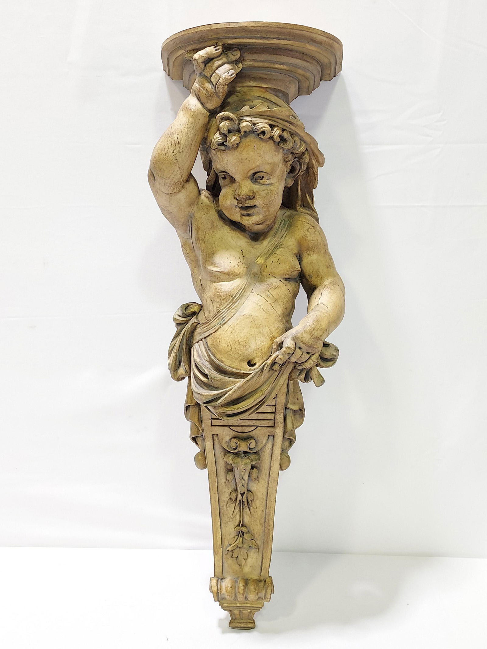 FAUX WOOD CHERUB / PUTTO FORM CORBEL / BRACKET (1 of 10)