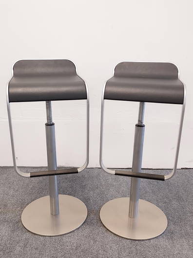 Bar Stools & Counter Stools