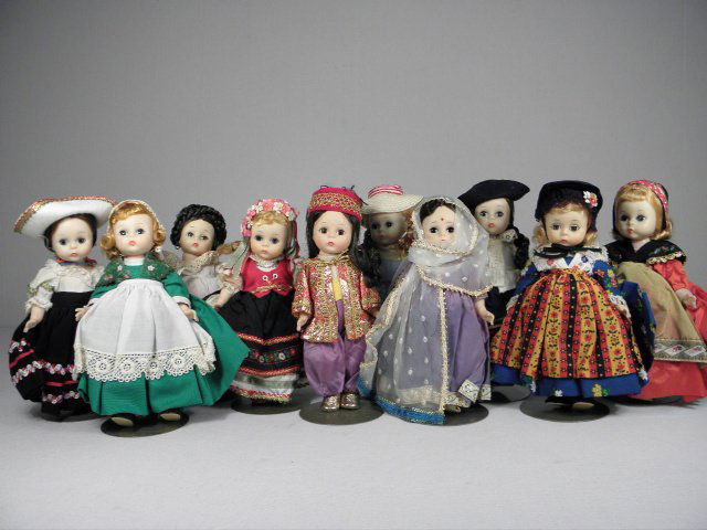 where can i sell madame alexander dolls