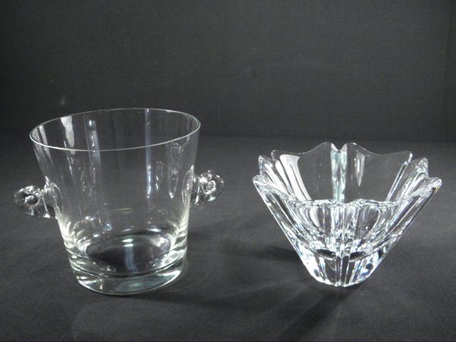 TIFFANY & CO CRYSTAL ICE BUCKET & ORREFORS BOWL: A Tiffany & Co crystal handled ice bucket, along with a Orrefors art crystal bowl. Tiffany & Company ice bucket is etched on base "Tiffany & Co", and Orrefors bowl is signed on base "Orrefors". Condit