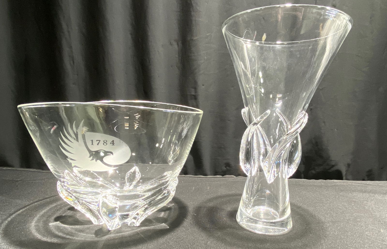 LARGE STEUBEN CRYSTAL BOWL AND ROSE VASE (1 of 13)