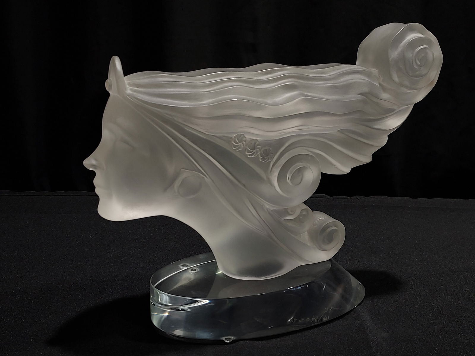 VINTAGE LUCITE SCULPTURE SIGNED B.C. RAFFY: (1 of 10)
