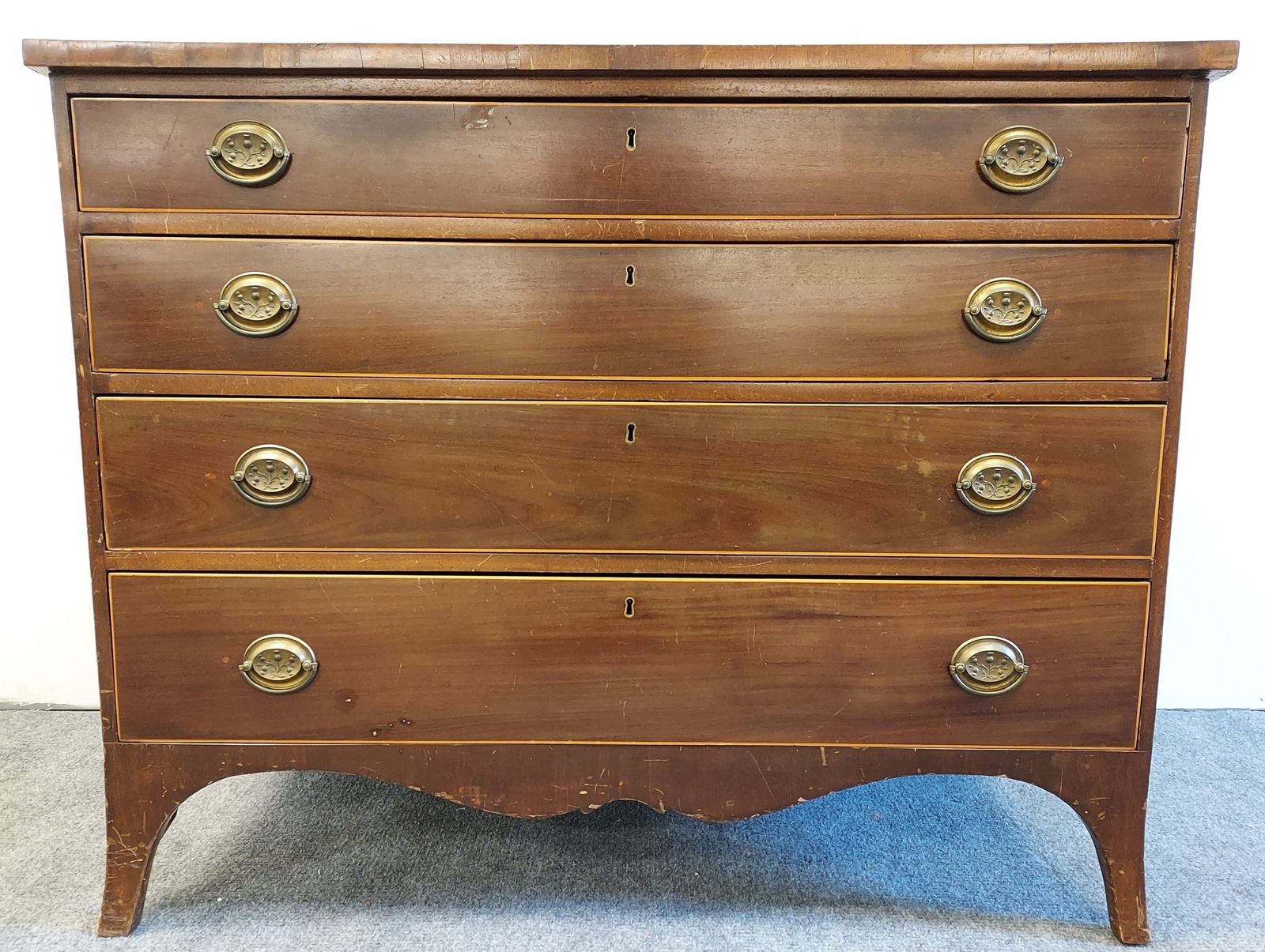 ANTIQUE 19TH C FEDERAL STYLE CHEST OF DRAWERS (1 of 14)