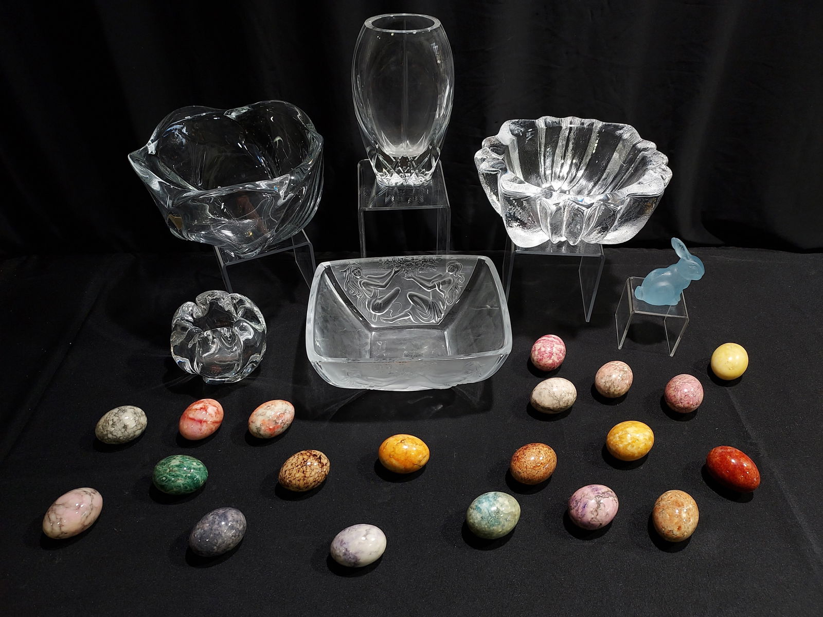 ASSORTED CRYSTAL, GLASS, ETC. DAUM, ORREFORS, 7+ P (1 of 20)