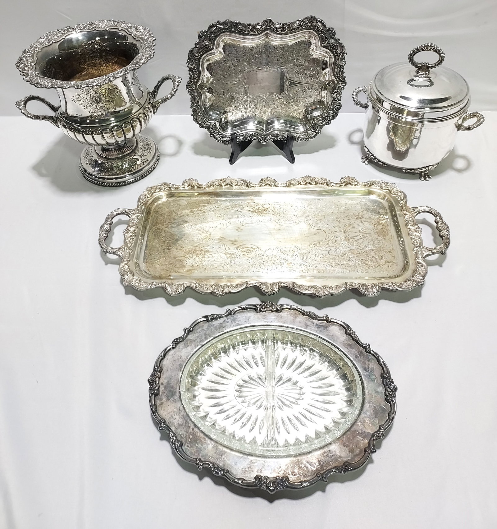 GROUP LOT ASSORTED SILVER PLATED TABLEWARES 5 PCS (1 of 20)