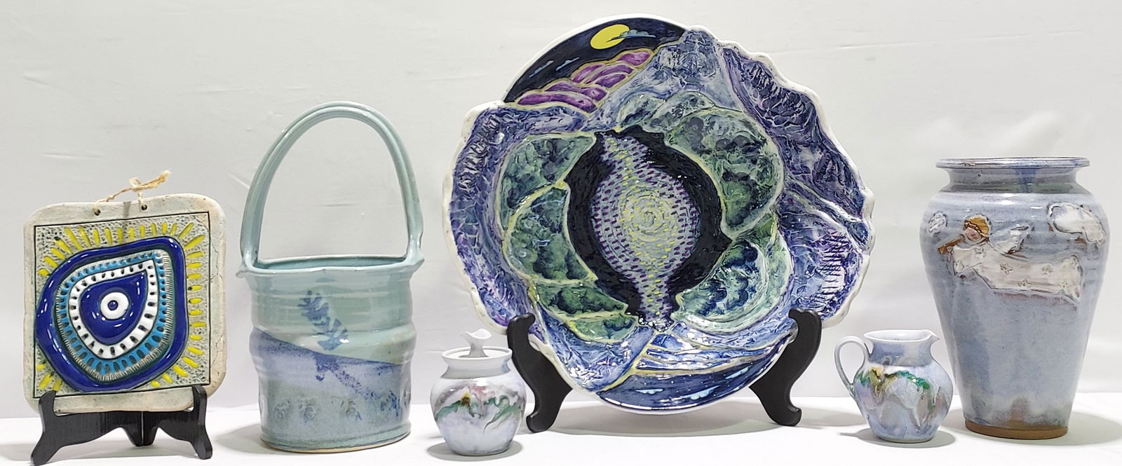 SIX PIECES CONTEMPORARY ART POTTERY (1 of 20)
