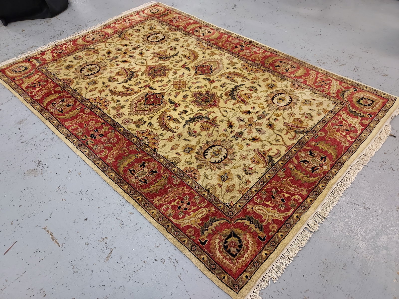 INDIAN HAND KNOTTED WOOL RUG 6' X 8'8" (1 of 9)