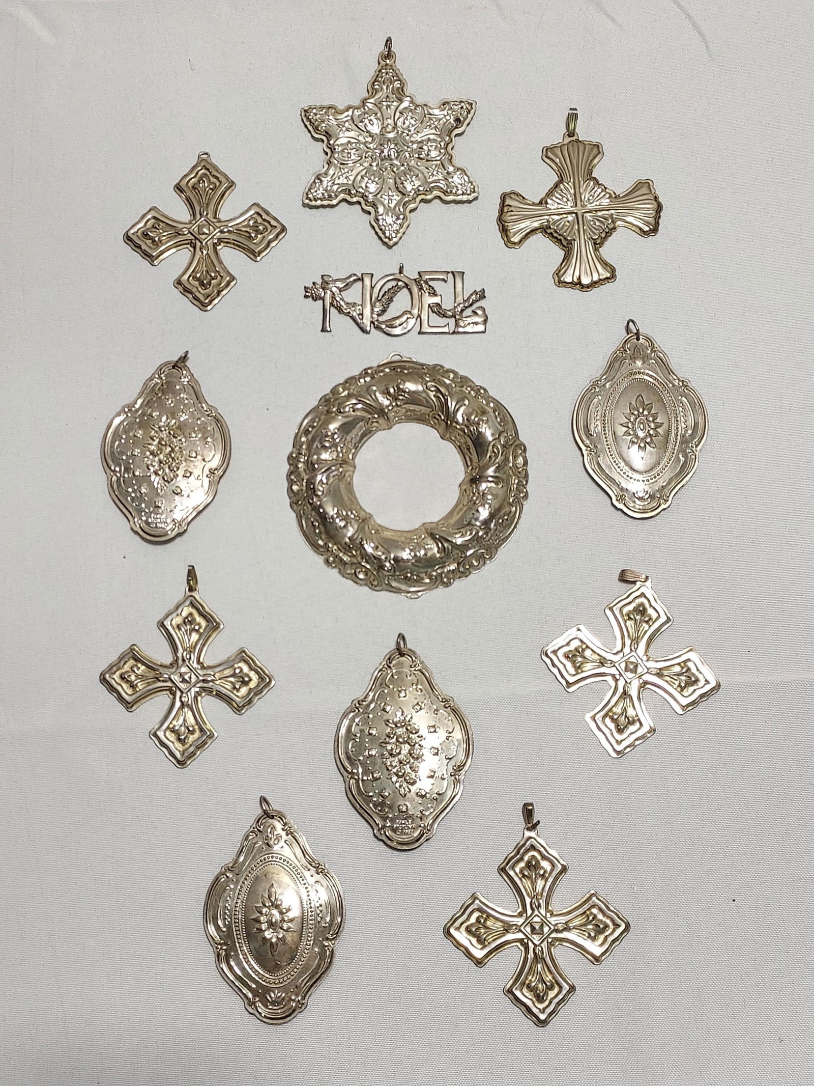 COLLECTION ASSORTED STERLING SILVER X-MAS ORNAMENT (1 of 16)