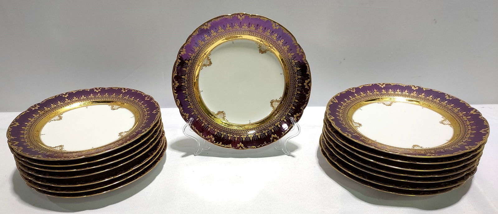 FIFTEEN DRESDEN PURPLE LUSTER DESSERT PLATES (1 of 7)