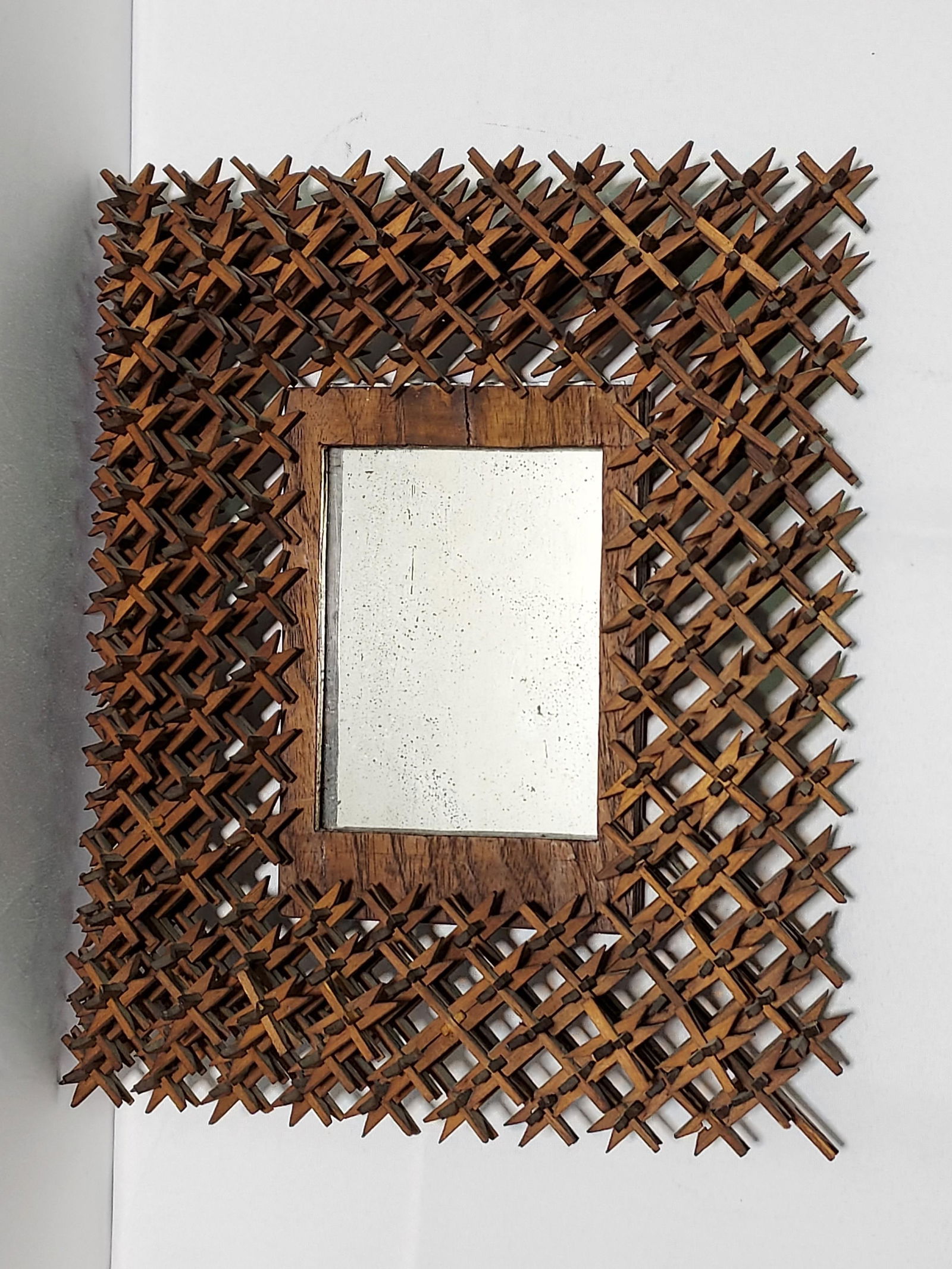 TRAMP FOLK ART CROWN OF THORNS MIRROR (1 of 8)