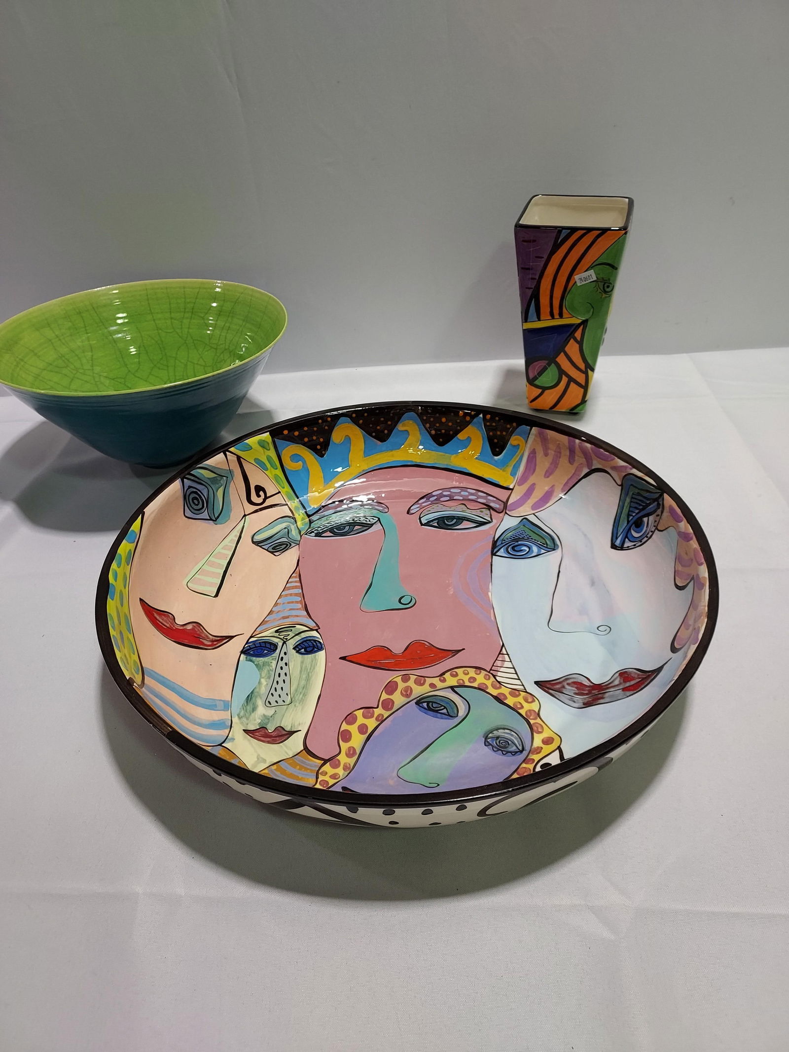 LOT OF 3 SIGNED POTTERY PIECES (1 of 18)