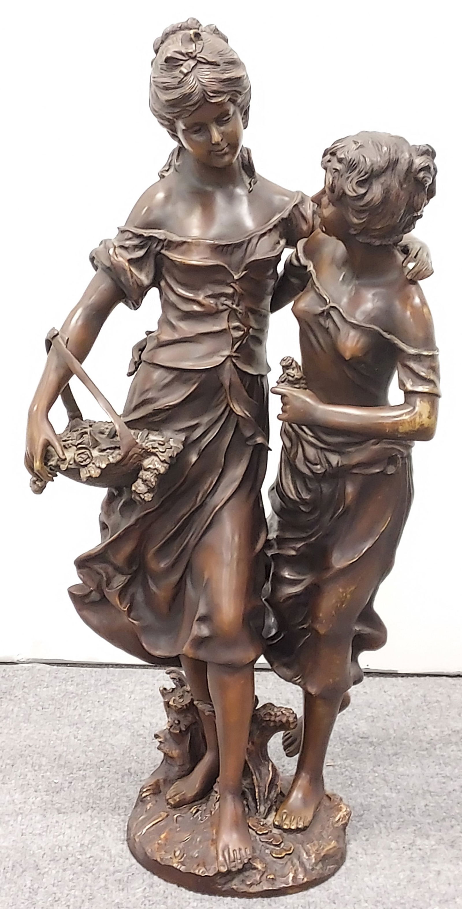 VINTAGE BRONZE SCULPTURE AFTER AUG MOREAU (1 of 10)