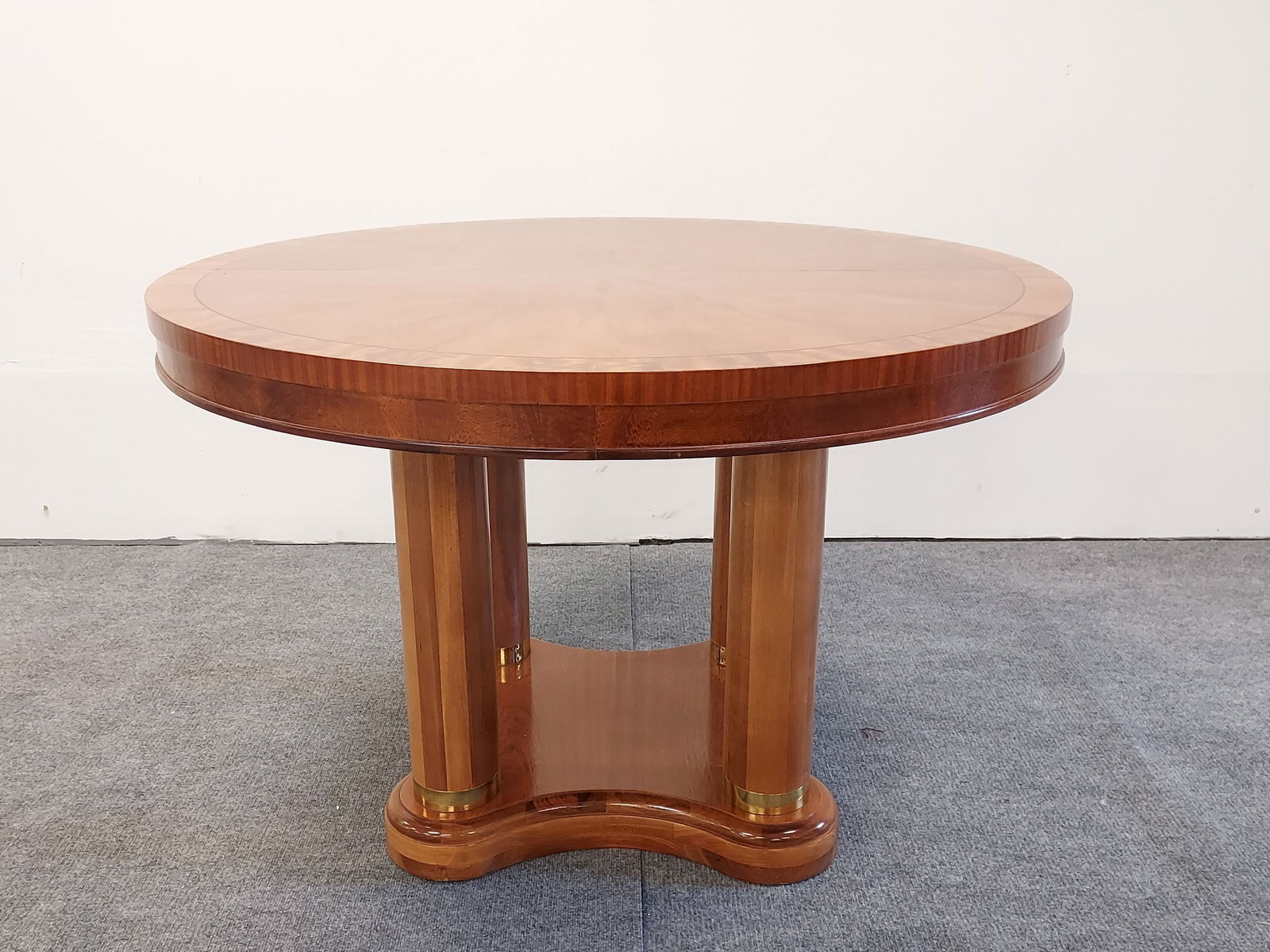 HENREDON ROUND PARQUETRY INLAID DINING TABLE (1 of 12)