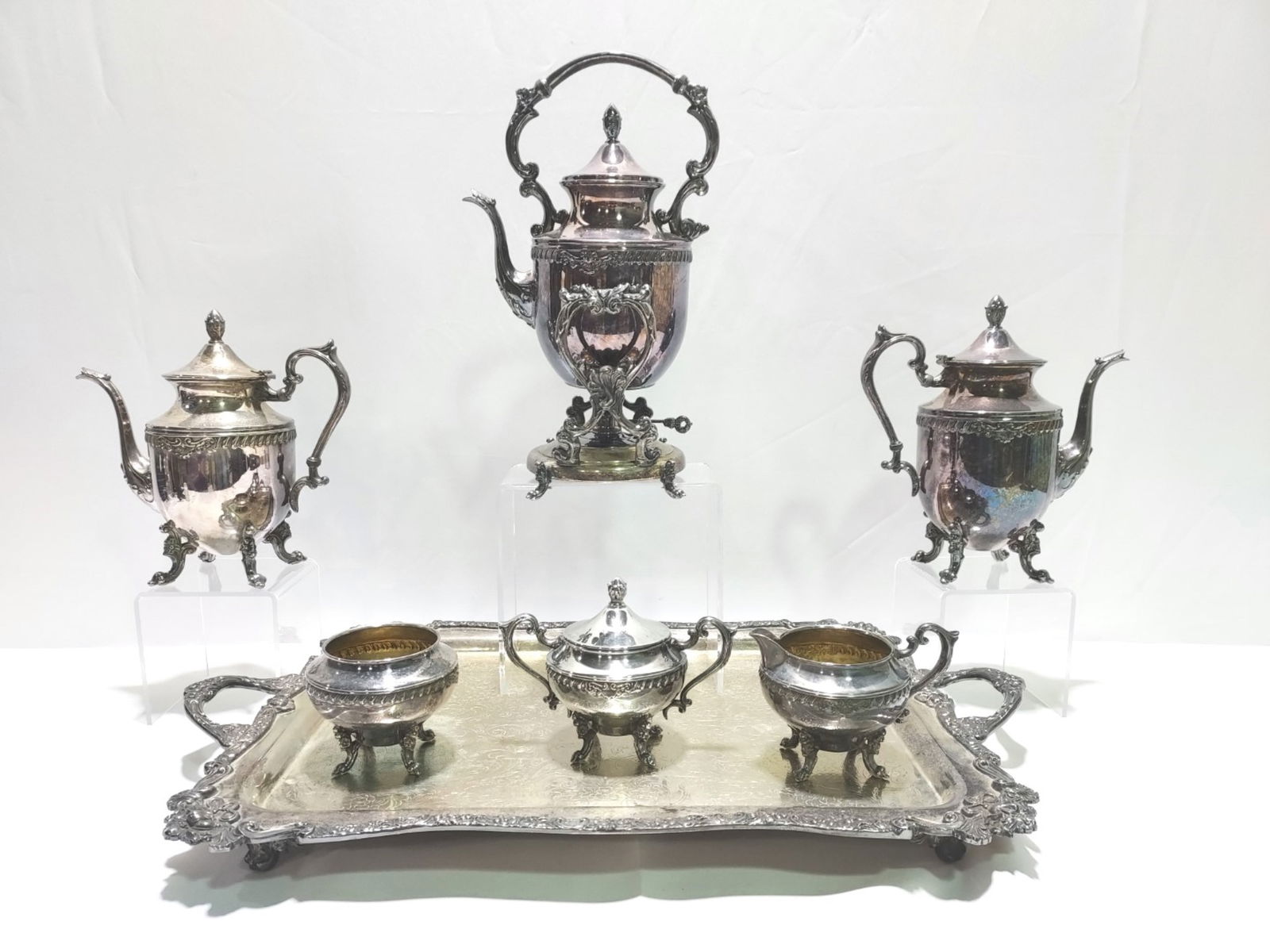 VINTAGE SILVER PLATED SEVEN PIECE TEA SET (1 of 19)