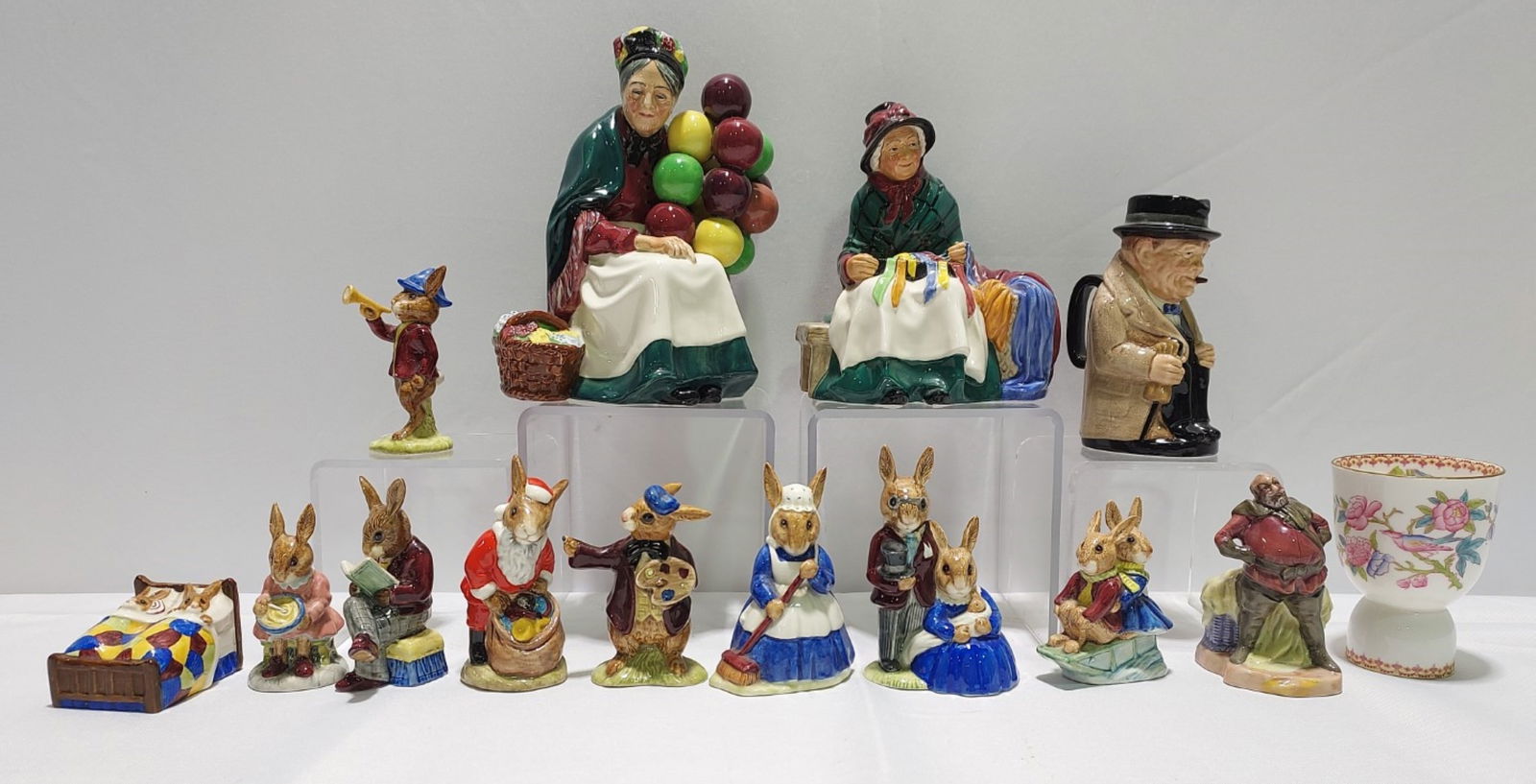 ASSORTED ROYAL DOULTON PORCELAIN BUNNYKINS ETC 14P (1 of 15)