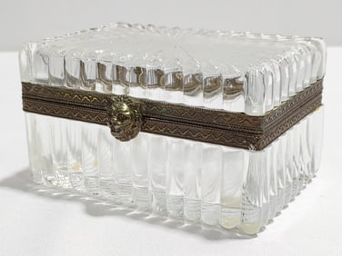 CUT CRYSTAL JEWELRY CASKET WITH ORMOLU MOUNTING