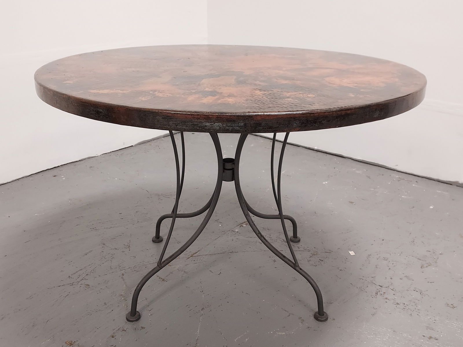 ROUND WROUGHT COPPER TOP & IRON DINING TABLE (1 of 10)