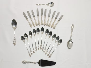 LUNT "ELOQUENCE" STERLING SILVER FLATWARE: 15 PCS