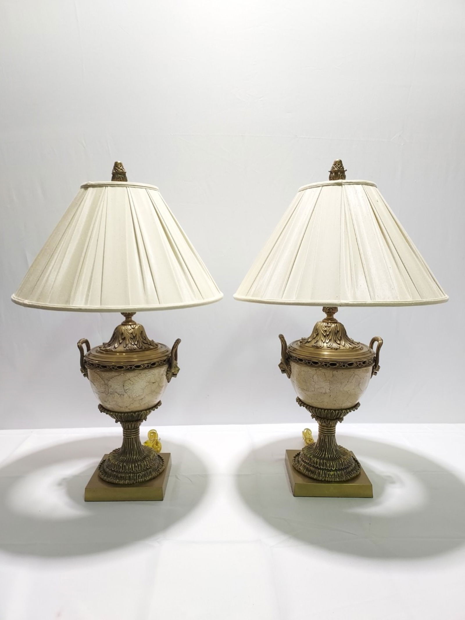 PAIR DECORATIVE CRAFTS BRONZE URN FORM LAMPS (1 of 15)