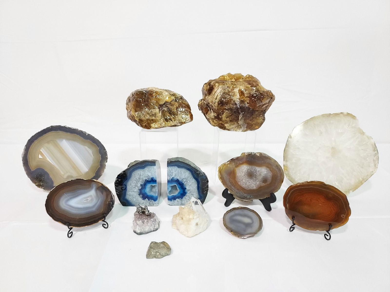 CRYSTAL / MINERAL SPECIMENS: AGATE, CALCITE QUARTZ (1 of 14)
