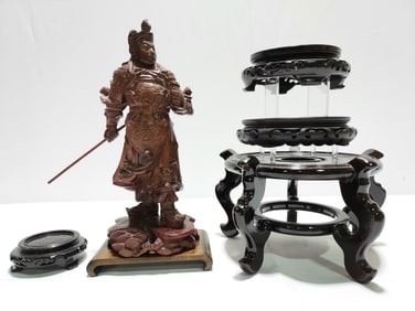 JAPANESE WOOD WARRIOR FIGURE & 5 WOOD STANDS