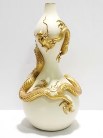 ROYAL WORCESTER AESTHETIC MOVEMENT DRAGON VASE