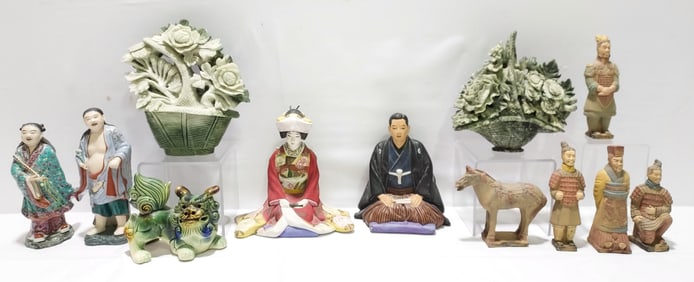 CHINESE COLLECTIBLE FIGURINES, DECORATIVES, ETC 12
