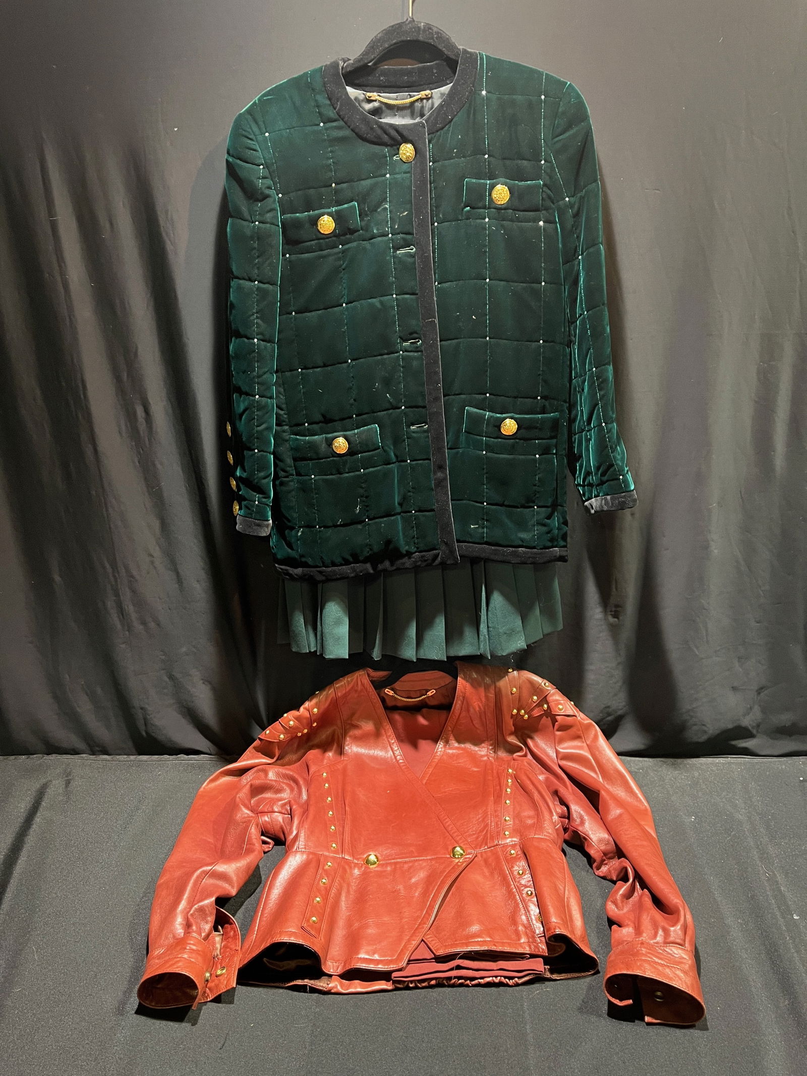 H3007 Lot 4 pieces vintage Escada (1 of 20)