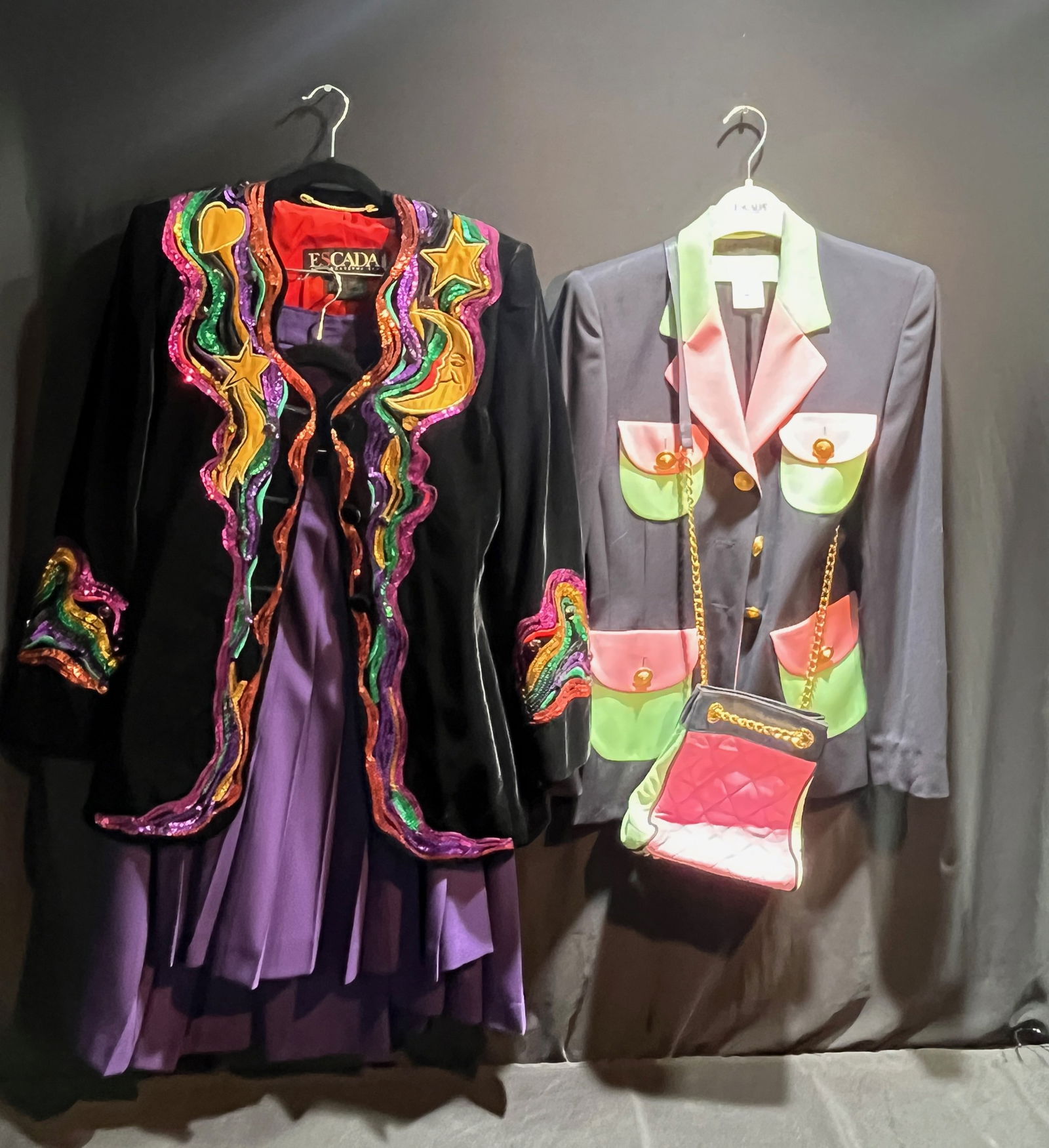 H3009 Lot 4 pieces vintage Escada & 1 purse (1 of 20)