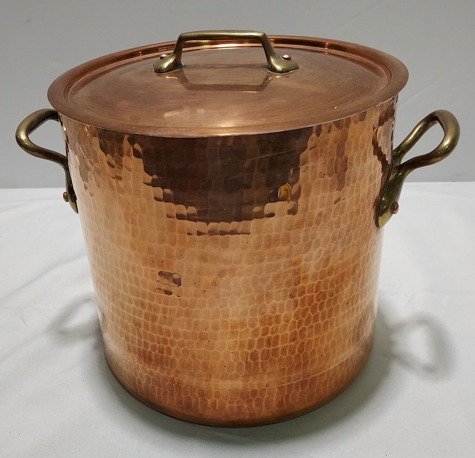 H151 Williams Sonoma Mauviel copper stock pot. (1 of 6)