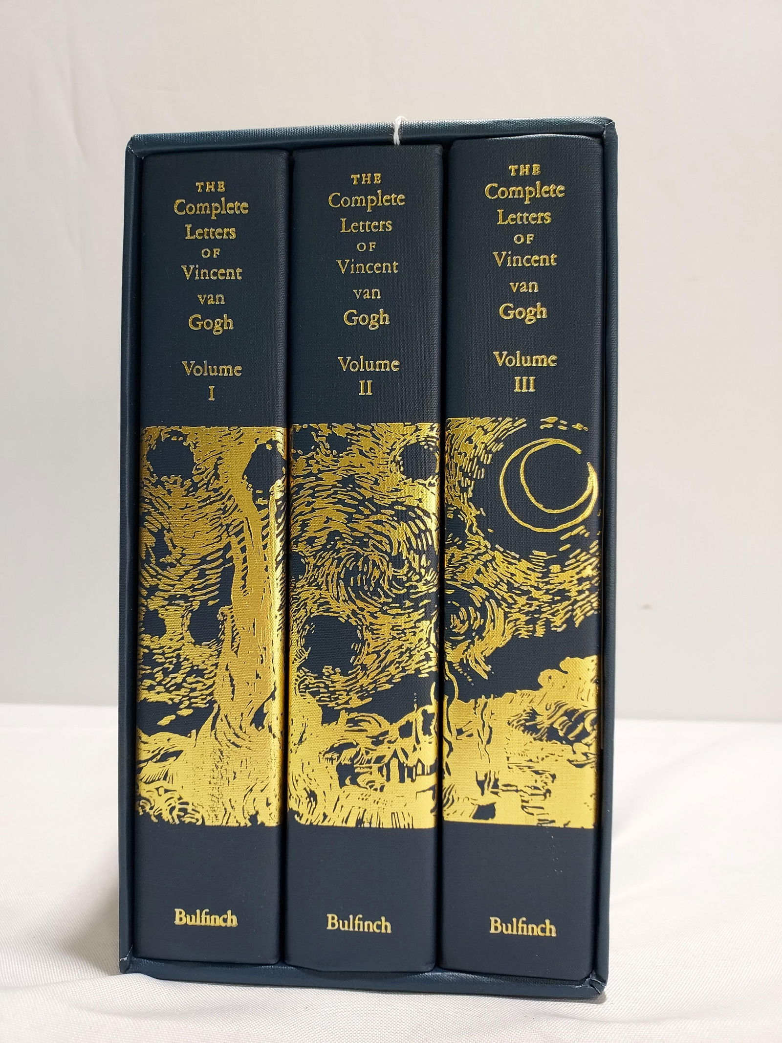 H1560 The Complete Letters of Vincent Van Gogh (1 of 2)