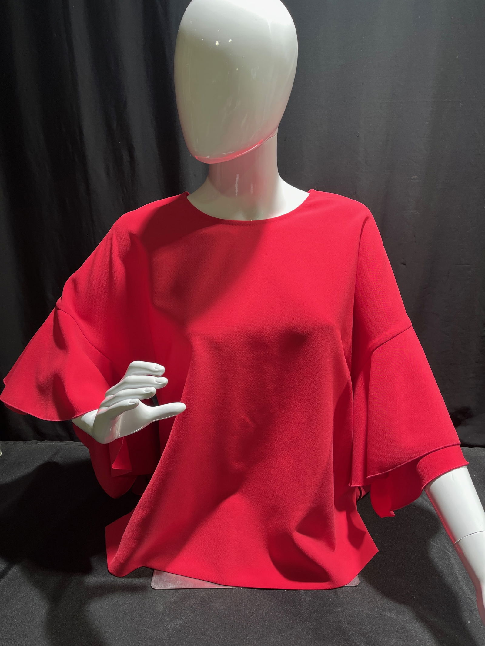 H1194 Carolina Herrera blouse (1 of 3)