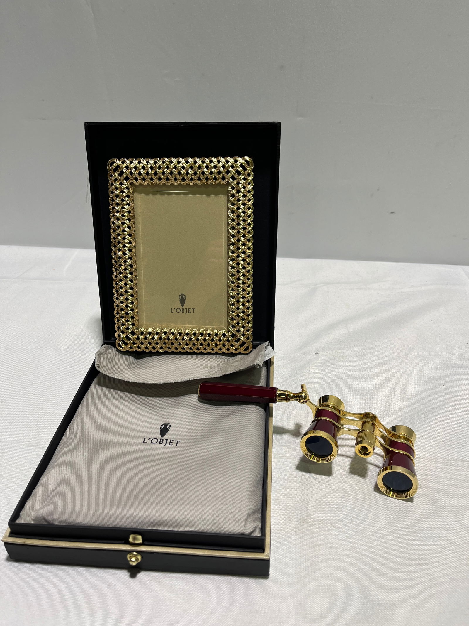H1613 L' Objet Frame and Enamel Opera Glasses (1 of 4)