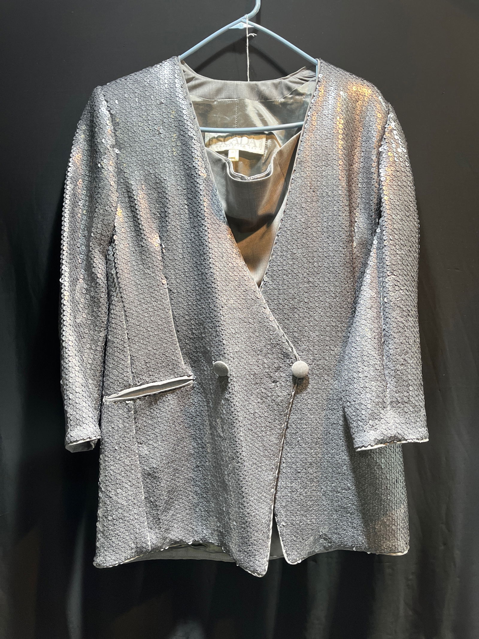 H1015 3 Pieces Escada (1 of 14)