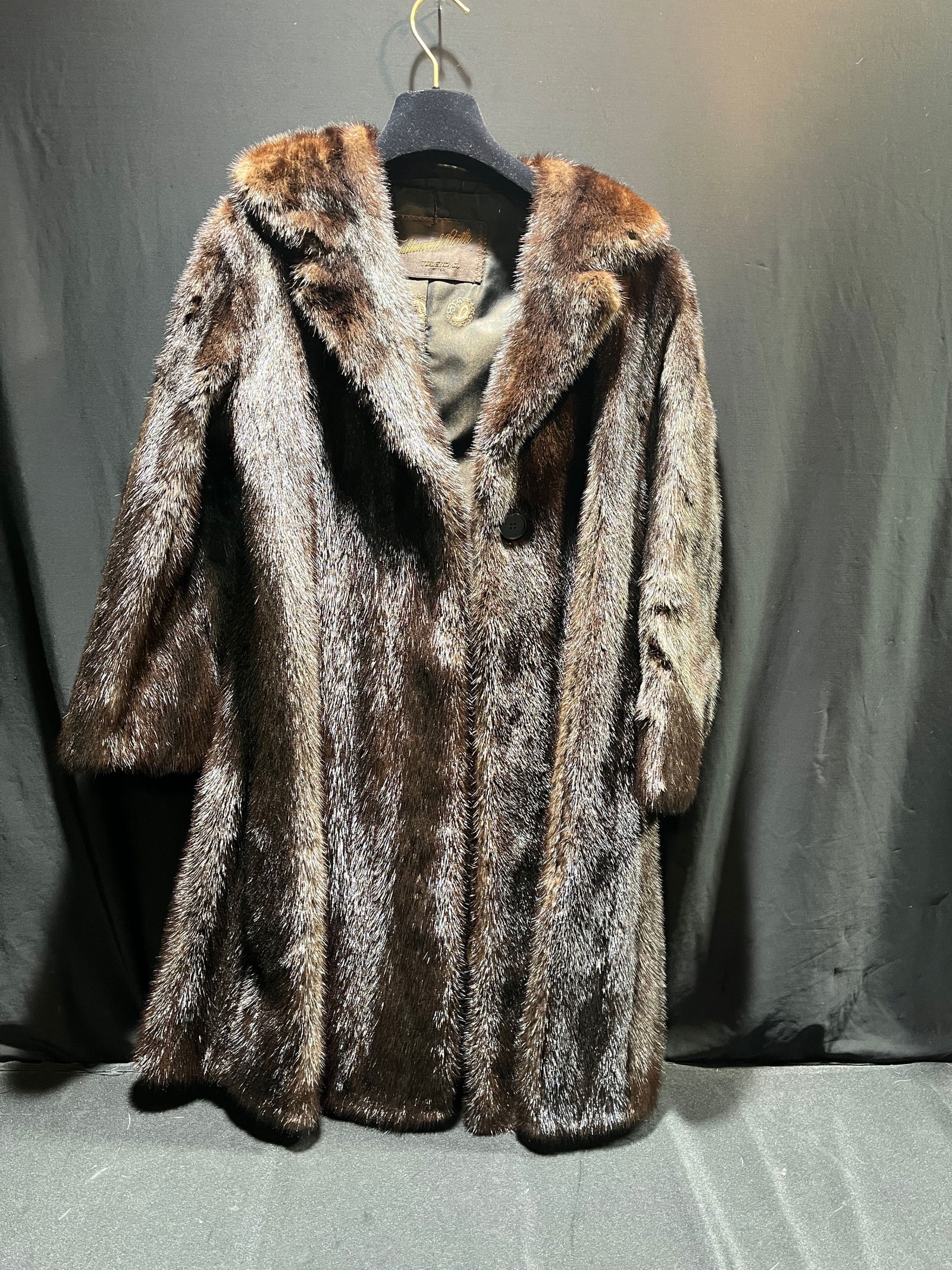 H910 Full length mink coat (1 of 6)