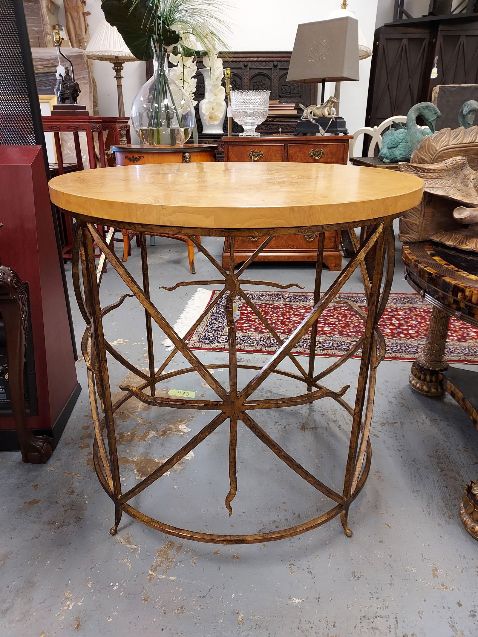 H1329 Metal drum shaped table with gold finish (1 of 5)