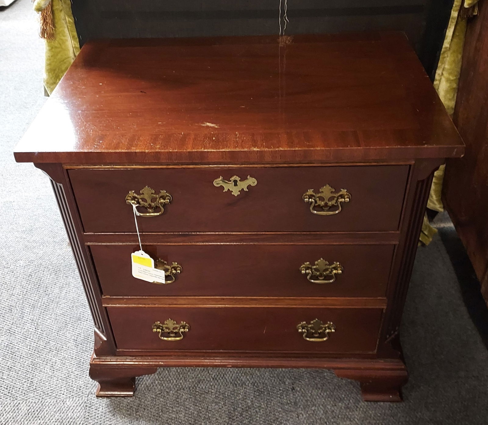 H1222 Baker Furniture Chippendale style Nightstand (1 of 5)