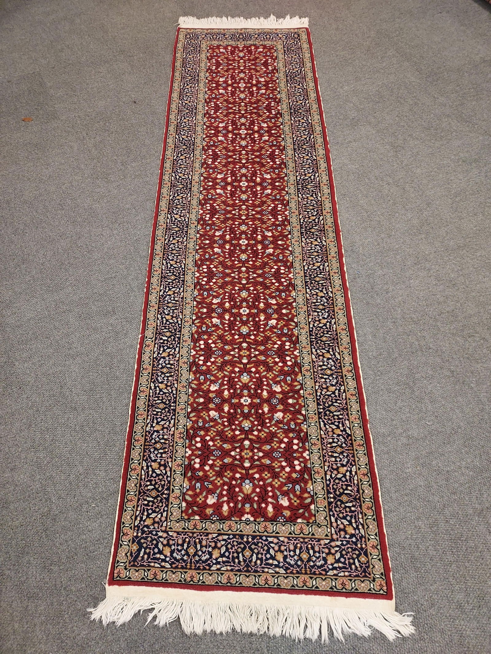 H1140 Turkish wool runner rug. 113" x 31". (1 of 8)