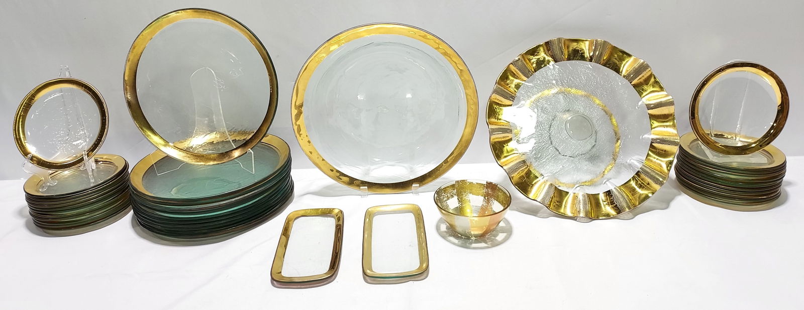 H935 Annieglass Roman Antique Gold assorted dinner (1 of 16)