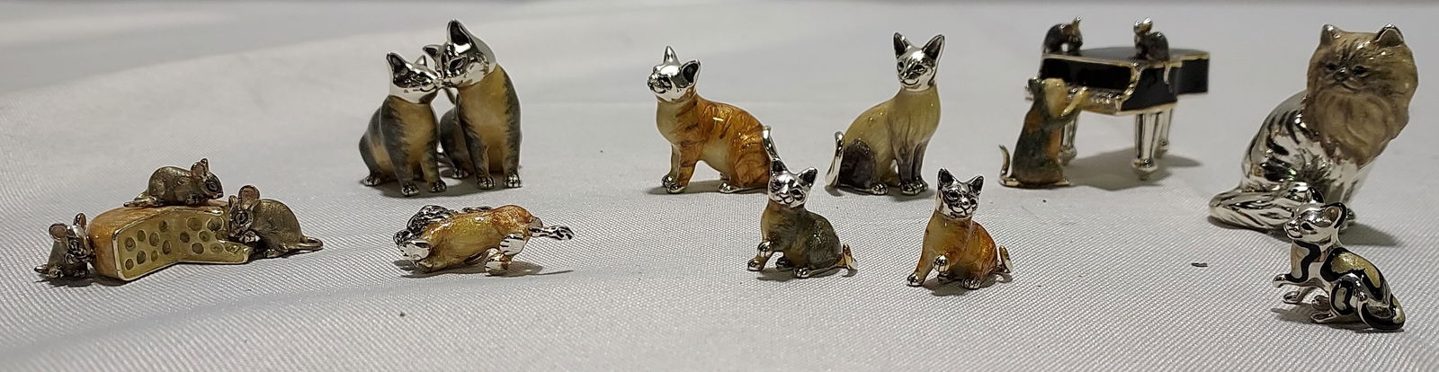 H2040 10 Saturno Sterling Silver Enamel Figurines (1 of 7)