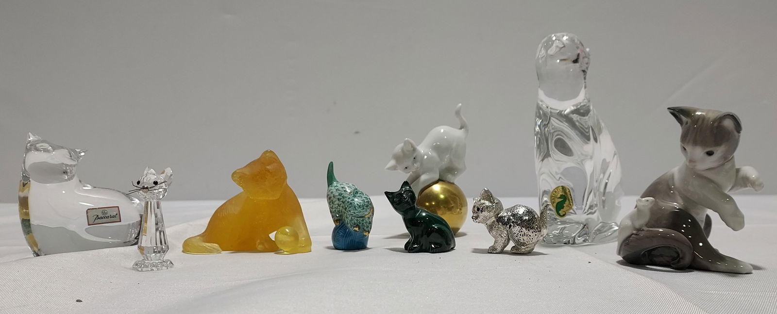 H2041 Lot of Collectible Cat Figurines Daum, Bacca (1 of 7)