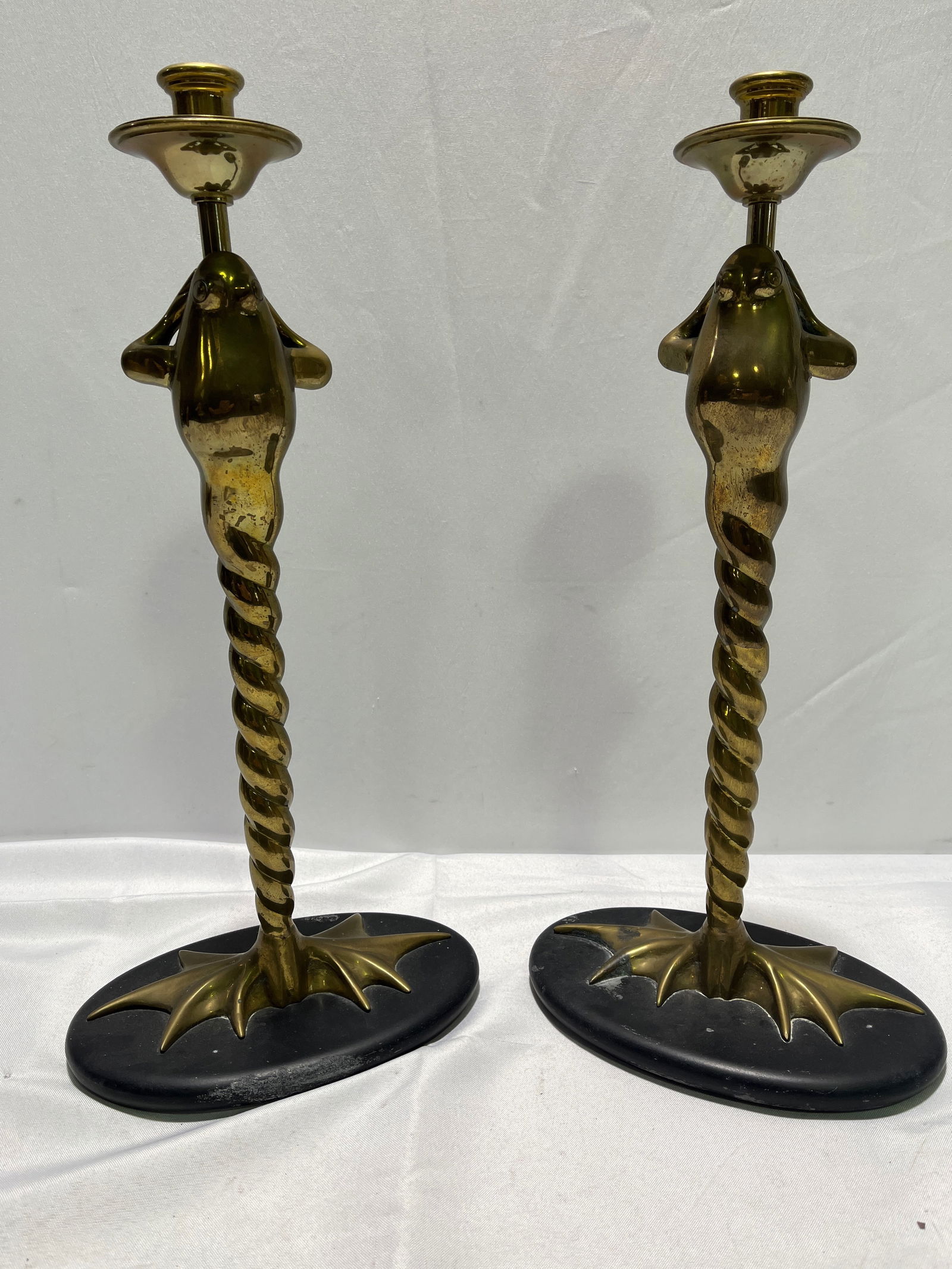 9H2074 Pair Chapman 19" Brass Frog Candle Sticks (1 of 9)
