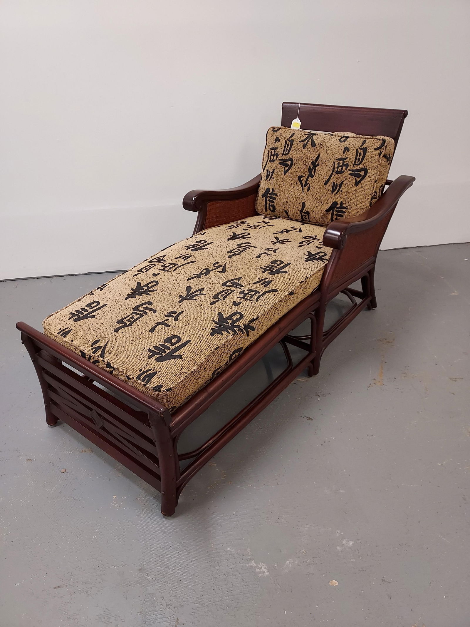 H1097 Palecek Chaise Lounge Wood Frame (1 of 6)